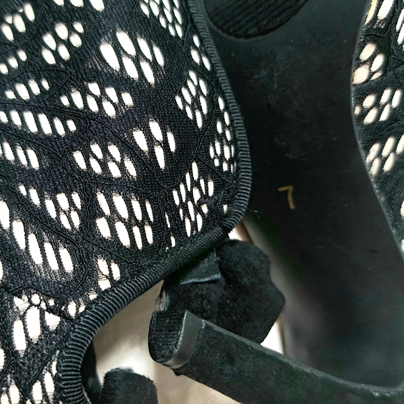 Seychelles Special Edition Black Slingback Bowed Stiletto Pumps Size 7 - Picture 6 of 8